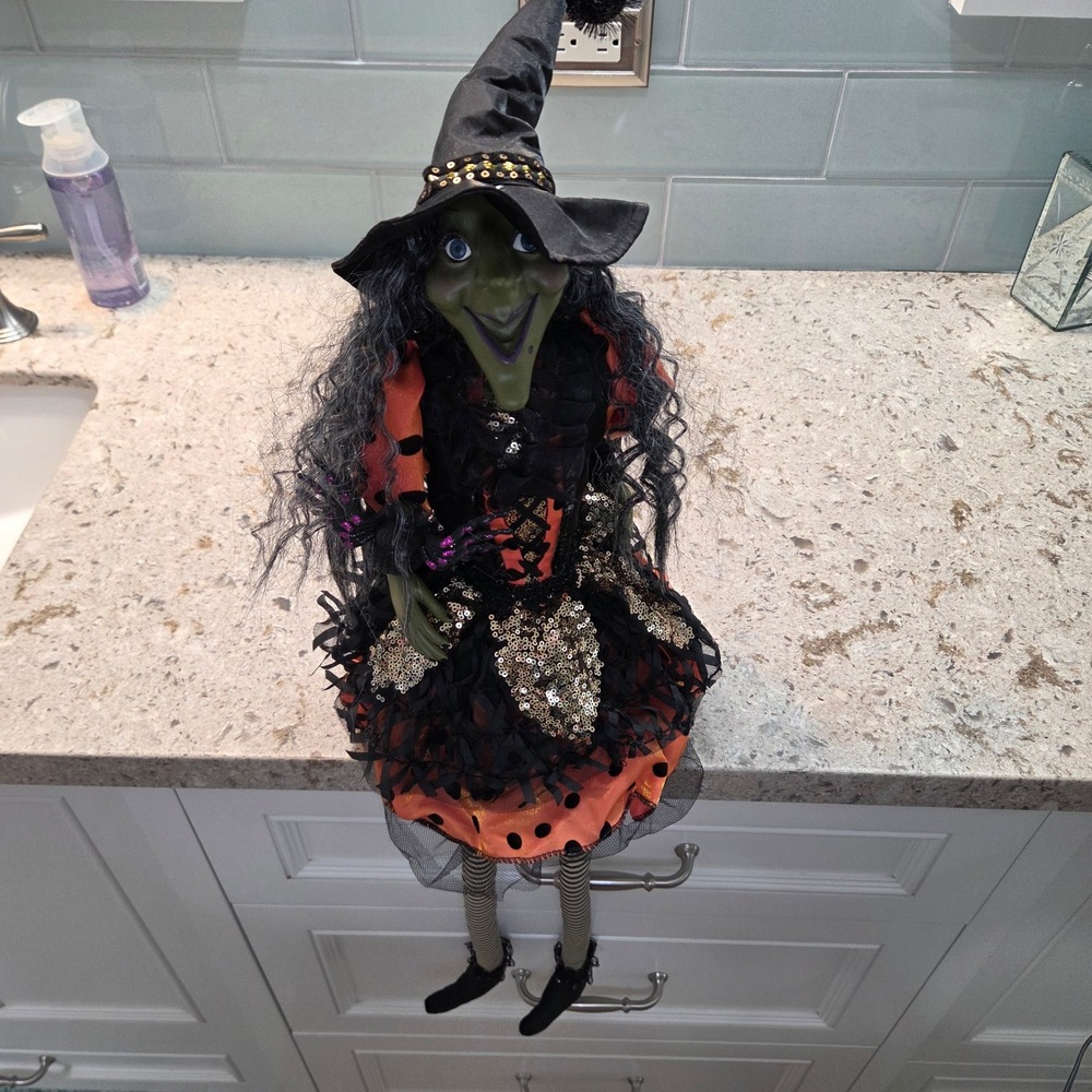 Halloween Shelf Sitter Witch Doll 30" Green Face Sequin Tulle Dress Spider - Picture 3 of 14